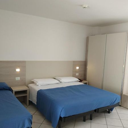 Residence Sangiorgi Cattolica Extérieur photo