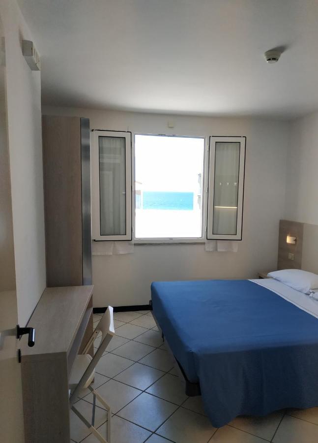 Residence Sangiorgi Cattolica Extérieur photo